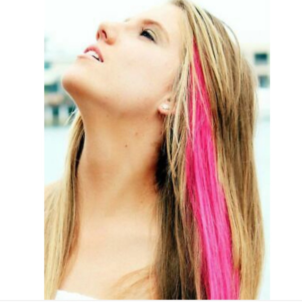 R.I.PINK FRIGHT NIGHT HAIR CLIP EXTENSIONS PINK 13"
